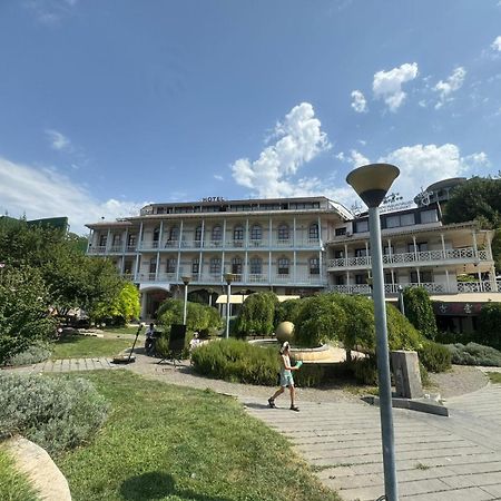 Hotel Beka Palace Tbilisi Buitenkant foto