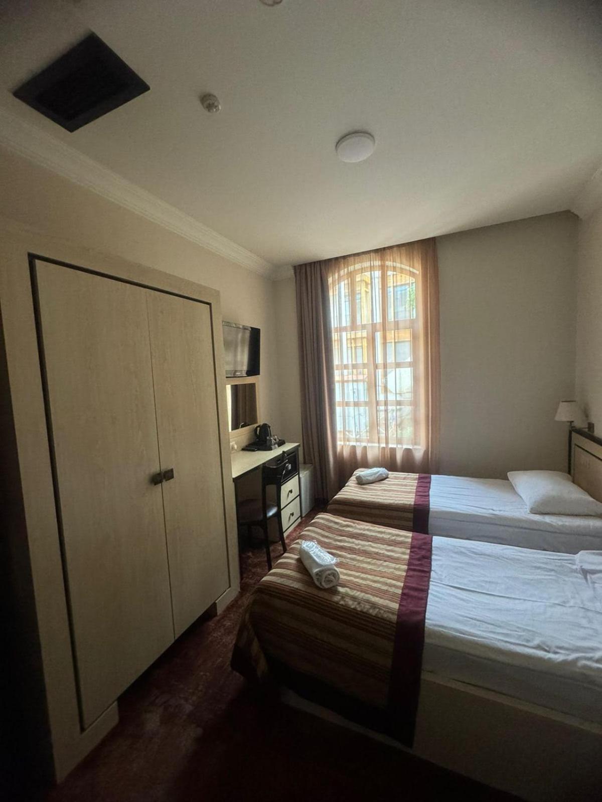 Hotel Beka Palace Tbilisi Buitenkant foto