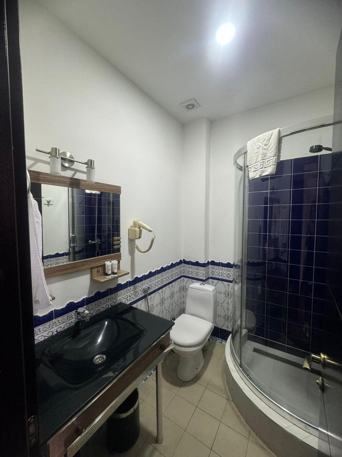 Hotel Beka Palace Tbilisi Buitenkant foto