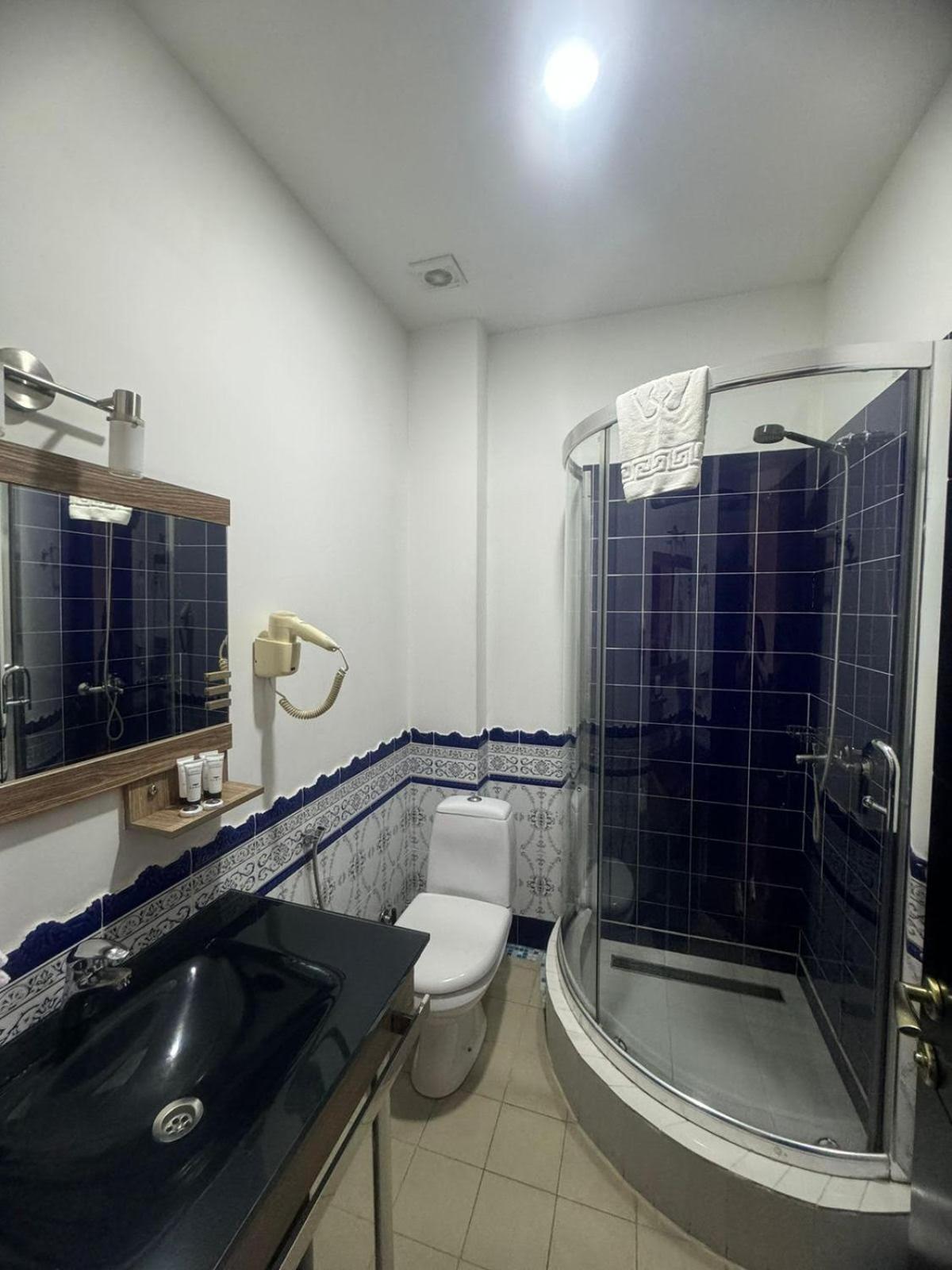 Hotel Beka Palace Tbilisi Buitenkant foto