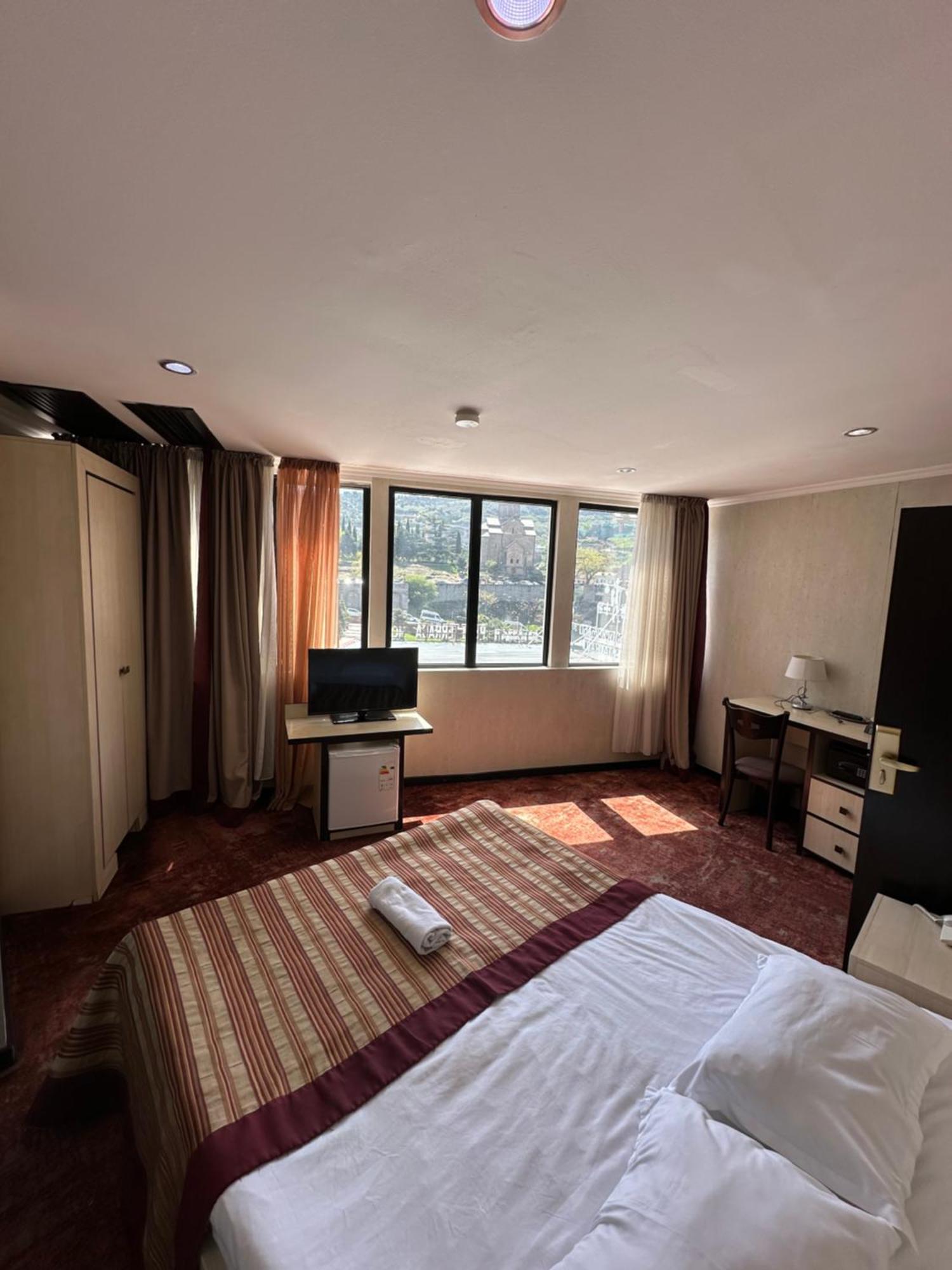 Hotel Beka Palace Tbilisi Buitenkant foto